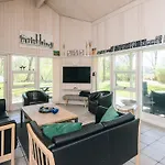 8 Person In Casa de Férias Oksbøl