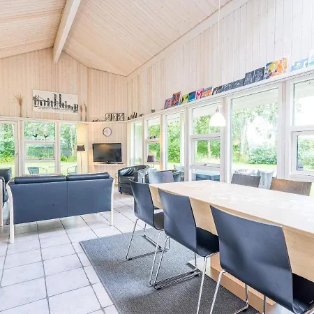 8 Person In Hébergement de vacances