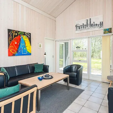 8 Person In Oksbøl