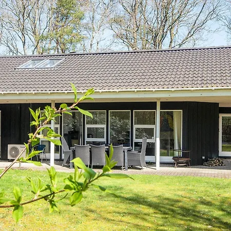 Feriehus 8 Person In Oksbøl