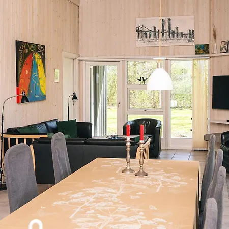 8 Person In Ferienhaus *