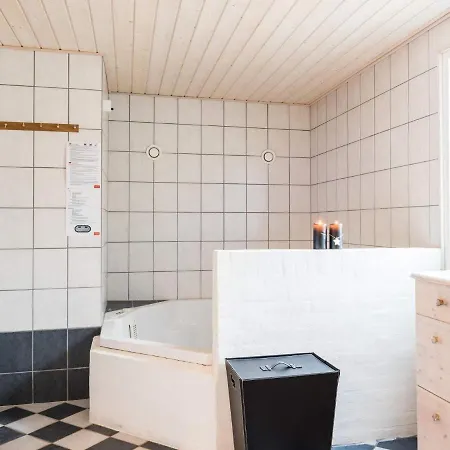 Hébergement de vacances 8 Person In Oksbøl