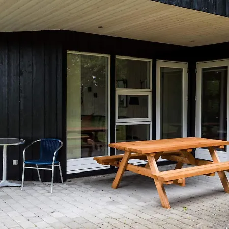 Дом отдыха 8 Person In *