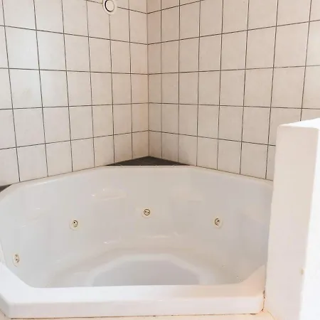 8 Person In Дом отдыха